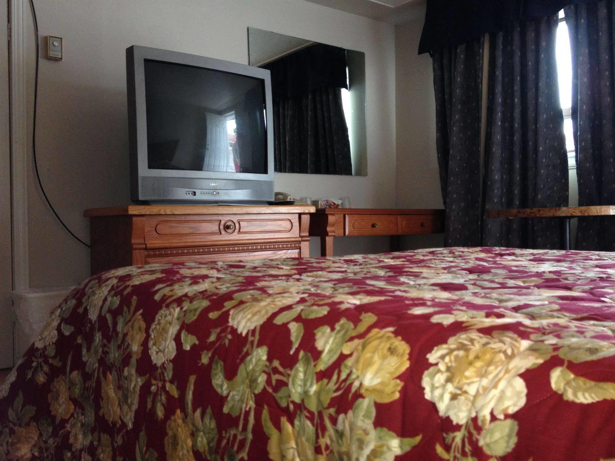 American Plaza Motel London Ngoại thất bức ảnh