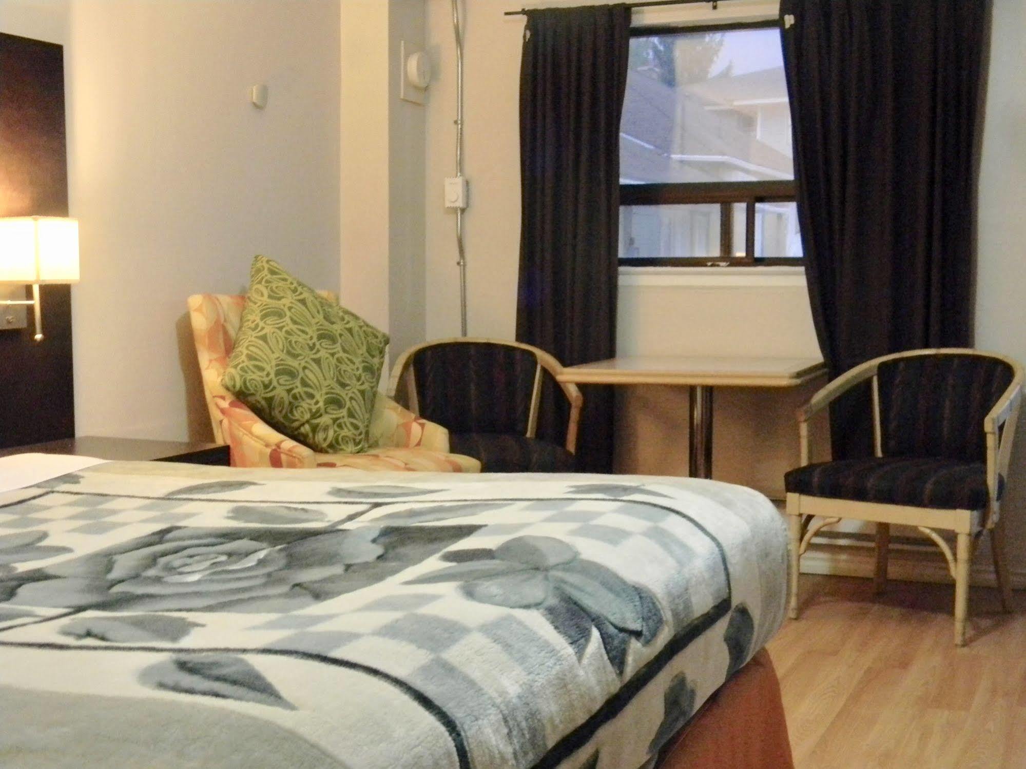 American Plaza Motel London Ngoại thất bức ảnh