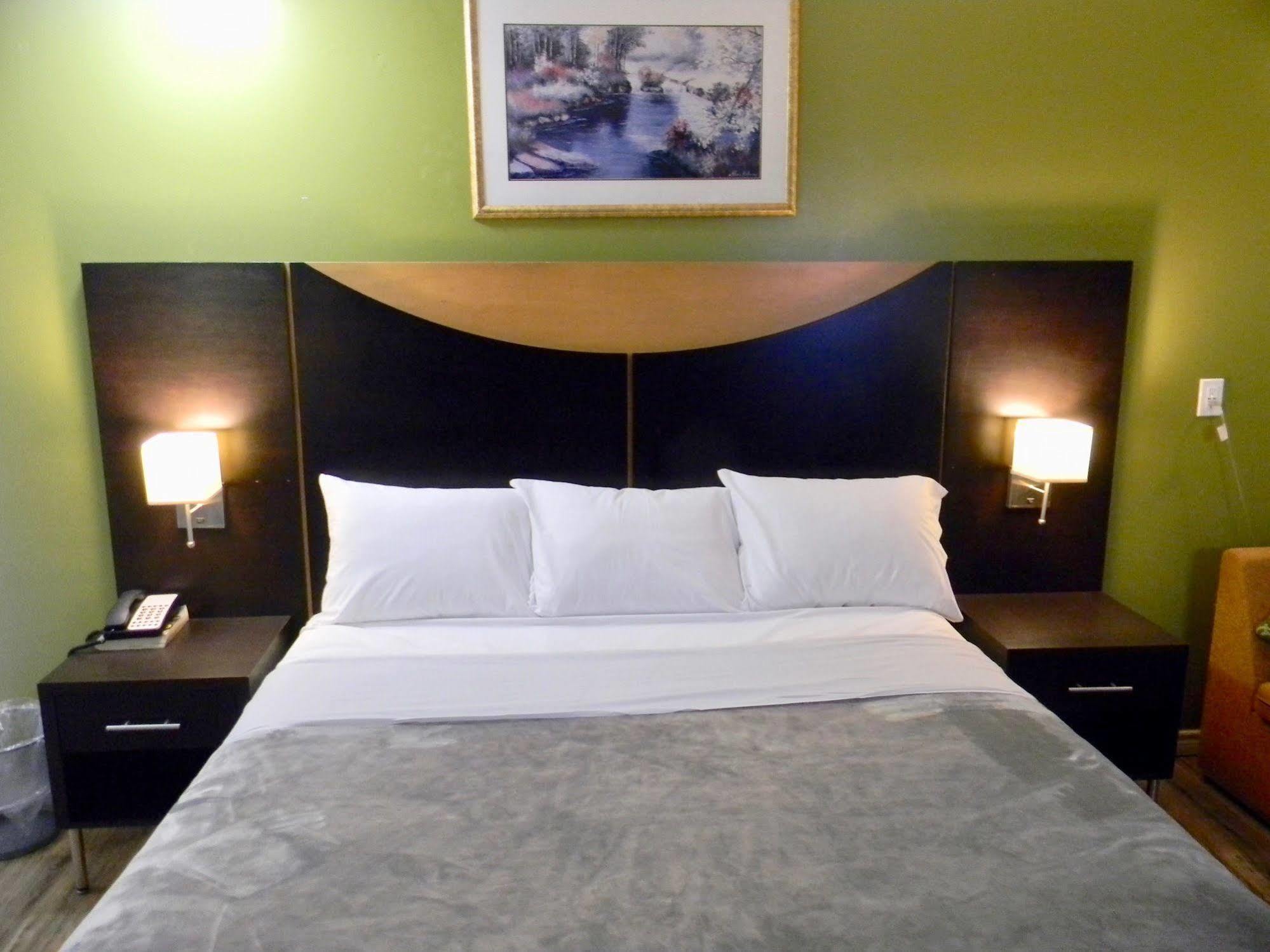 American Plaza Motel London Ngoại thất bức ảnh